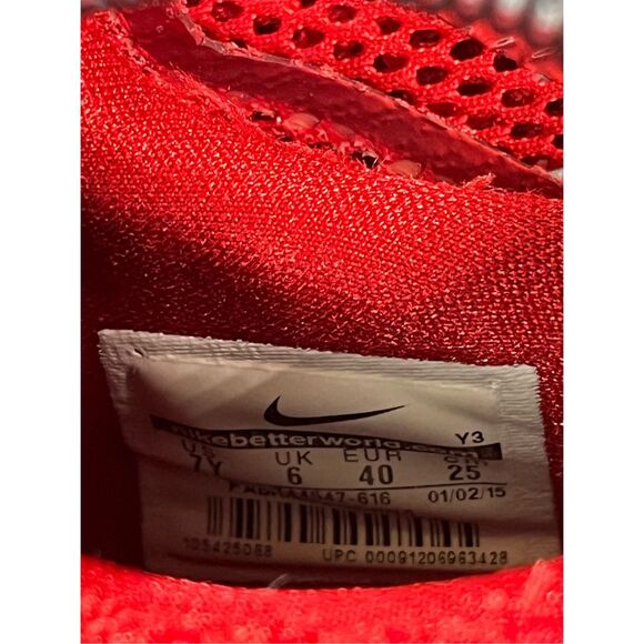 Nike LeBron 12 Shoe boy Size 7Y/ women’s 8.5 Red Sneaker Basketball University - Picture 9 of 9